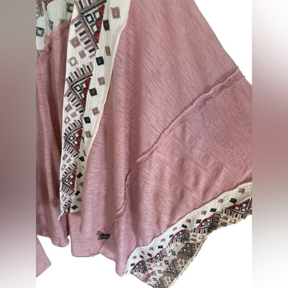 POL Open Front Embroidered Cardigan/Kimono/Cover Up Size Medium - Picture 3 of 4